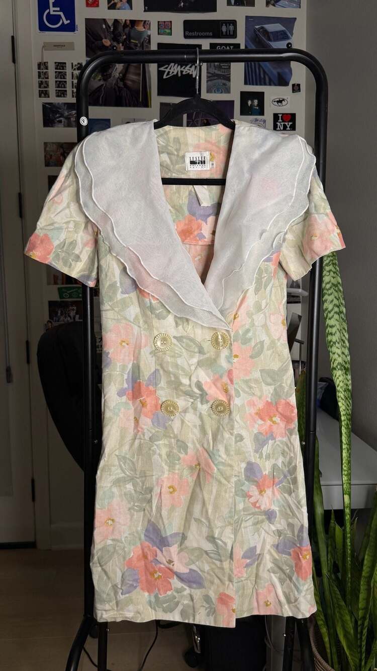 Leslie Fay Petite Vintage 90s Floral Print Dress with Shawl Collar